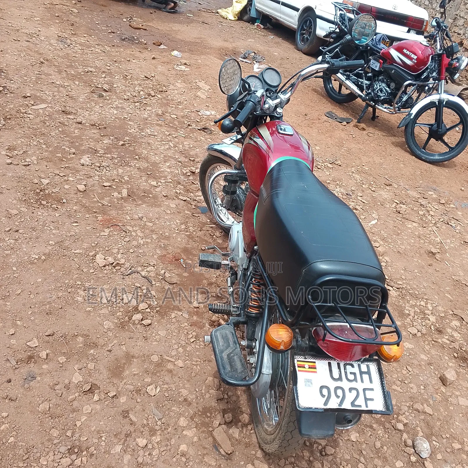 Bajaj Boxer 100 2025 Red