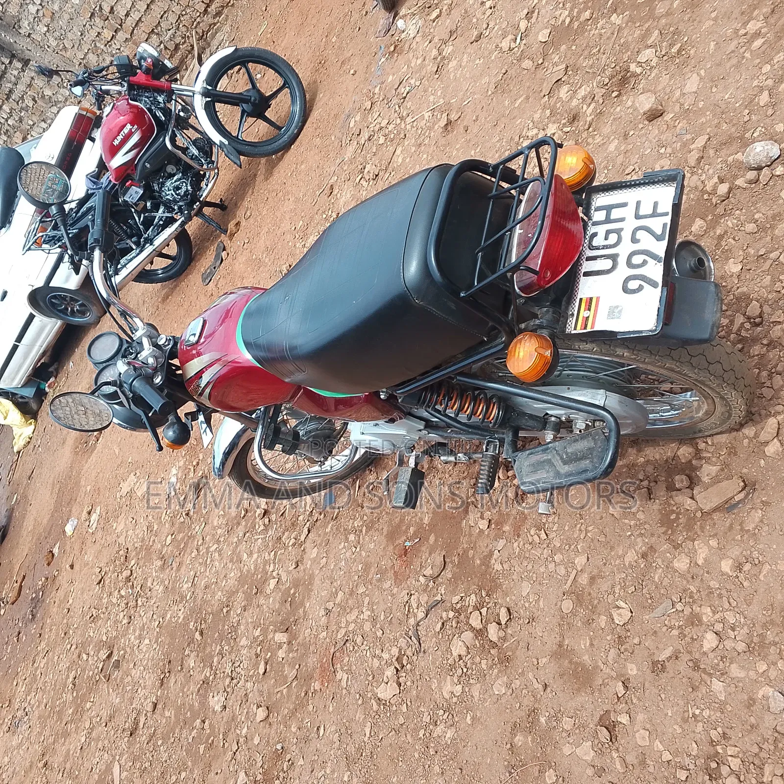 Bajaj Boxer 100 2025 Red