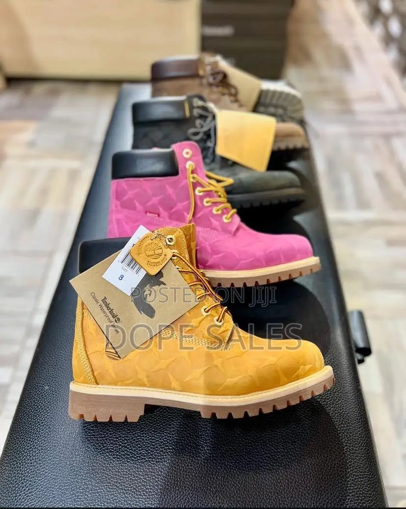 Unisex Boots