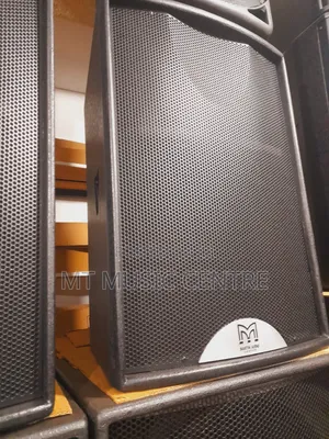 15 Martin Audio London Top Speaker