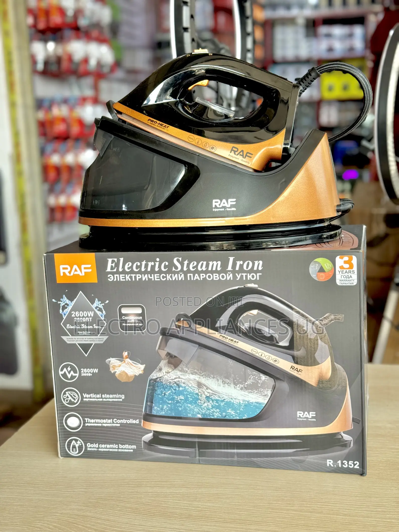Raf Electric Steam Iron, Model R.1352.