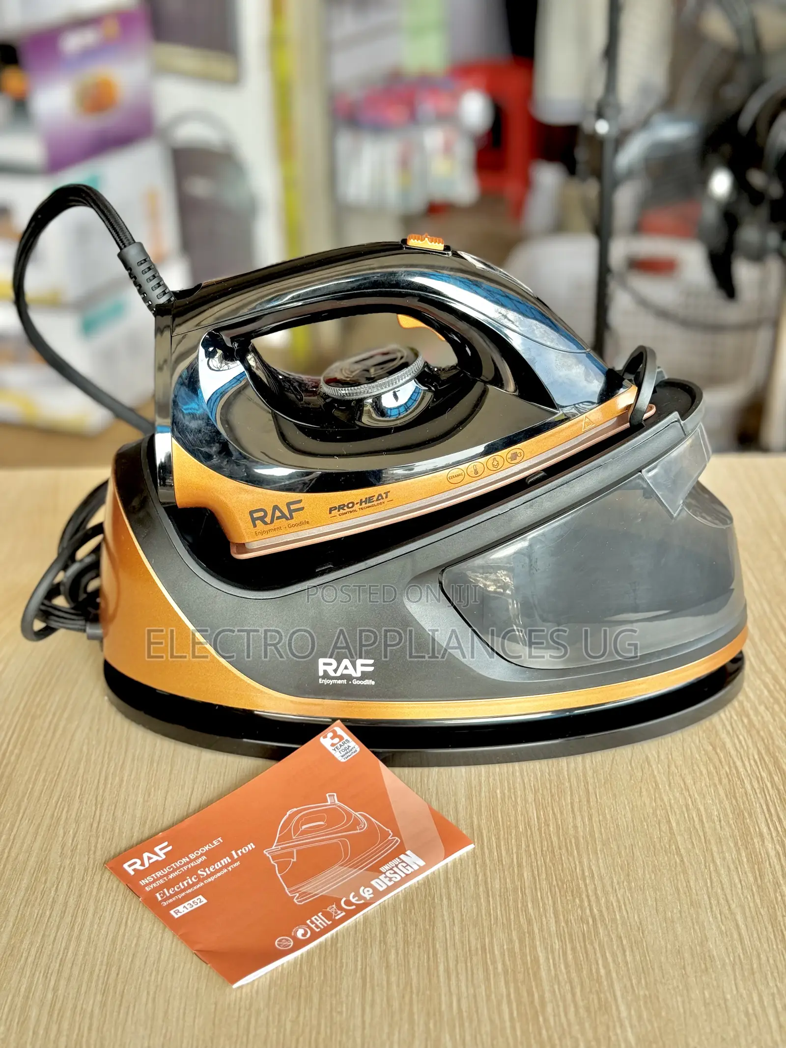 Raf Electric Steam Iron, Model R.1352.