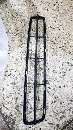 Premio C 2006 Lower Bumper Grill
