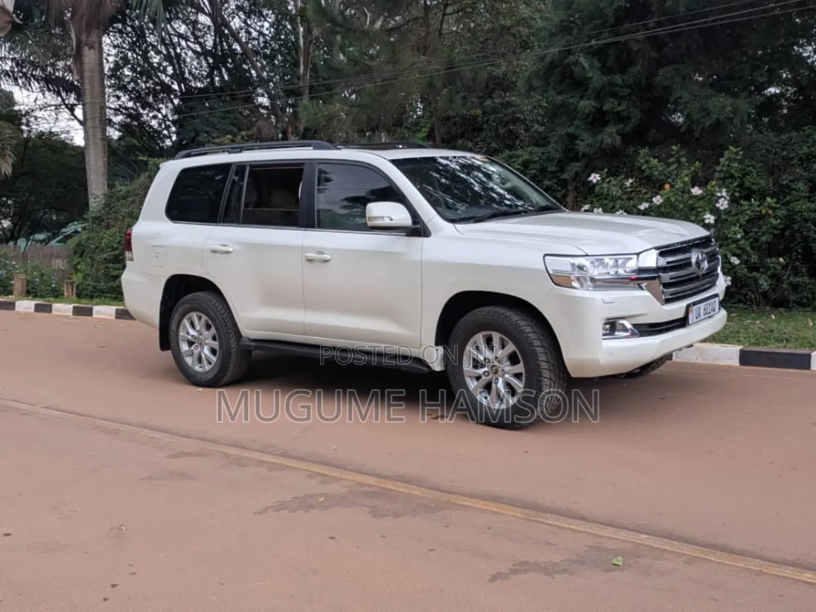 Toyota Land Cruiser 4.5 V8 GXR 2018 White