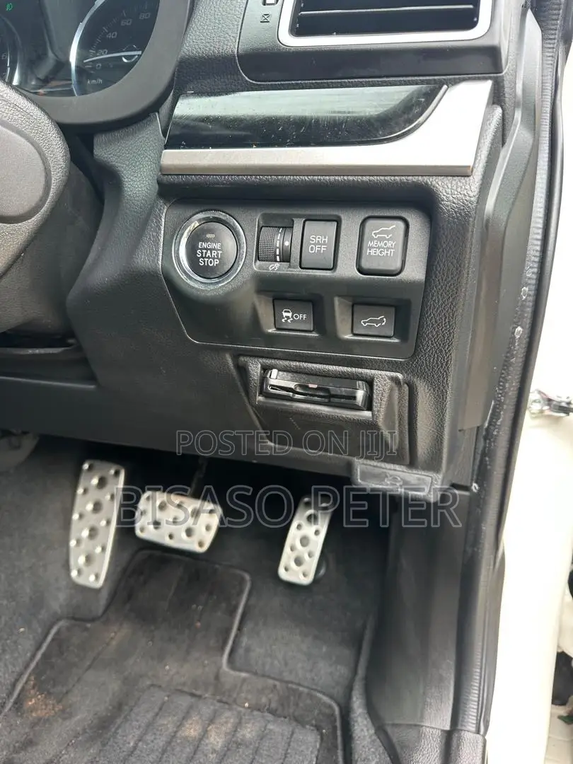 Subaru Forester 2.0XT Premium AWD 2016 White