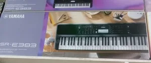 Yamaha PSR E383 Keyboard