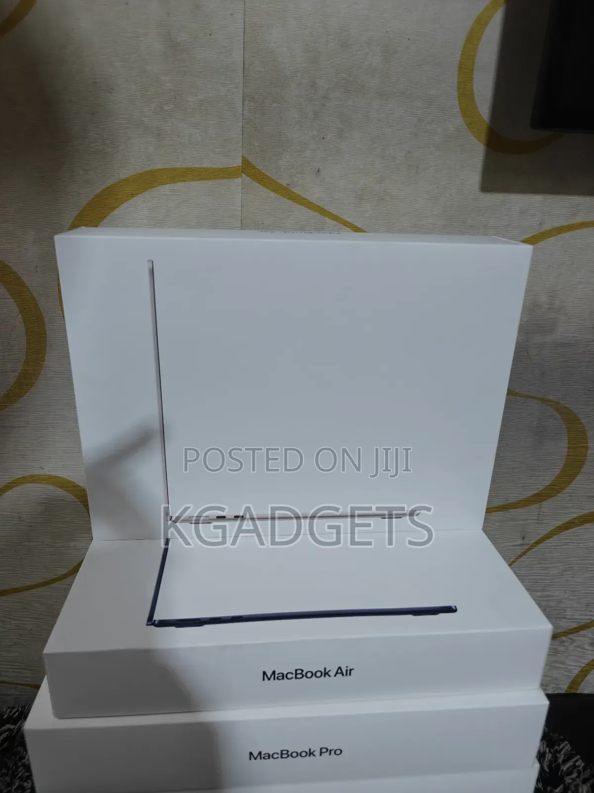 New Laptop Apple MacBook Air 2023 M2 16GB Intel Core M2 SSD 256GB