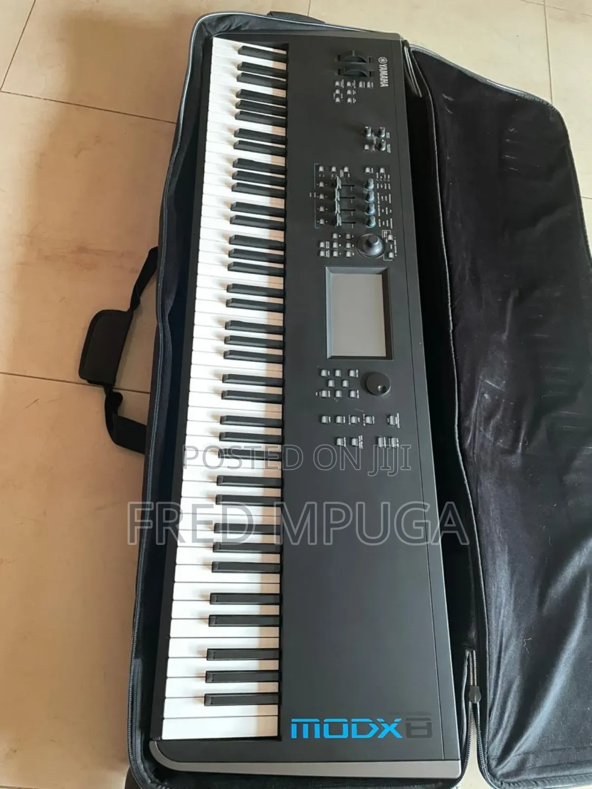 Keyboard Yamaha Modx8