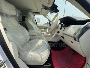Land Rover Range Rover Vogue 2024 Pearl