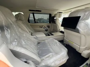 Land Rover Range Rover Vogue 2024 Pearl
