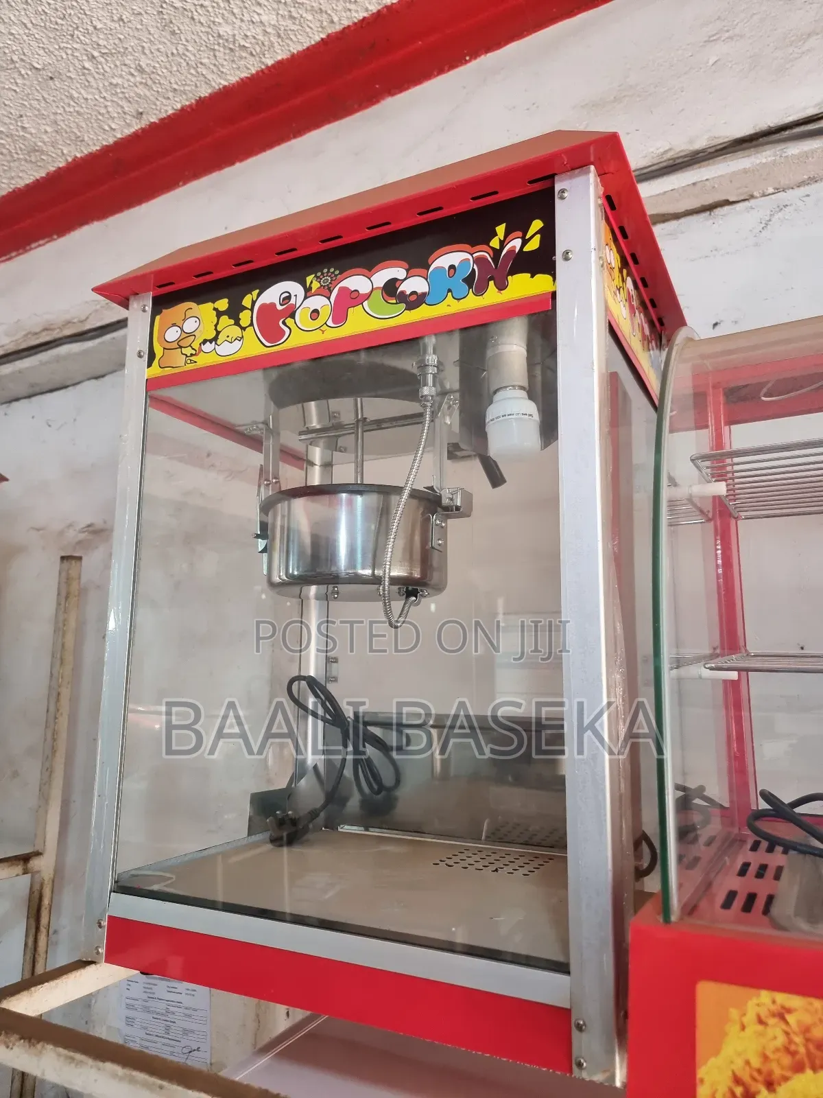 High Experienced Popcorn Machine Repairing Specialist