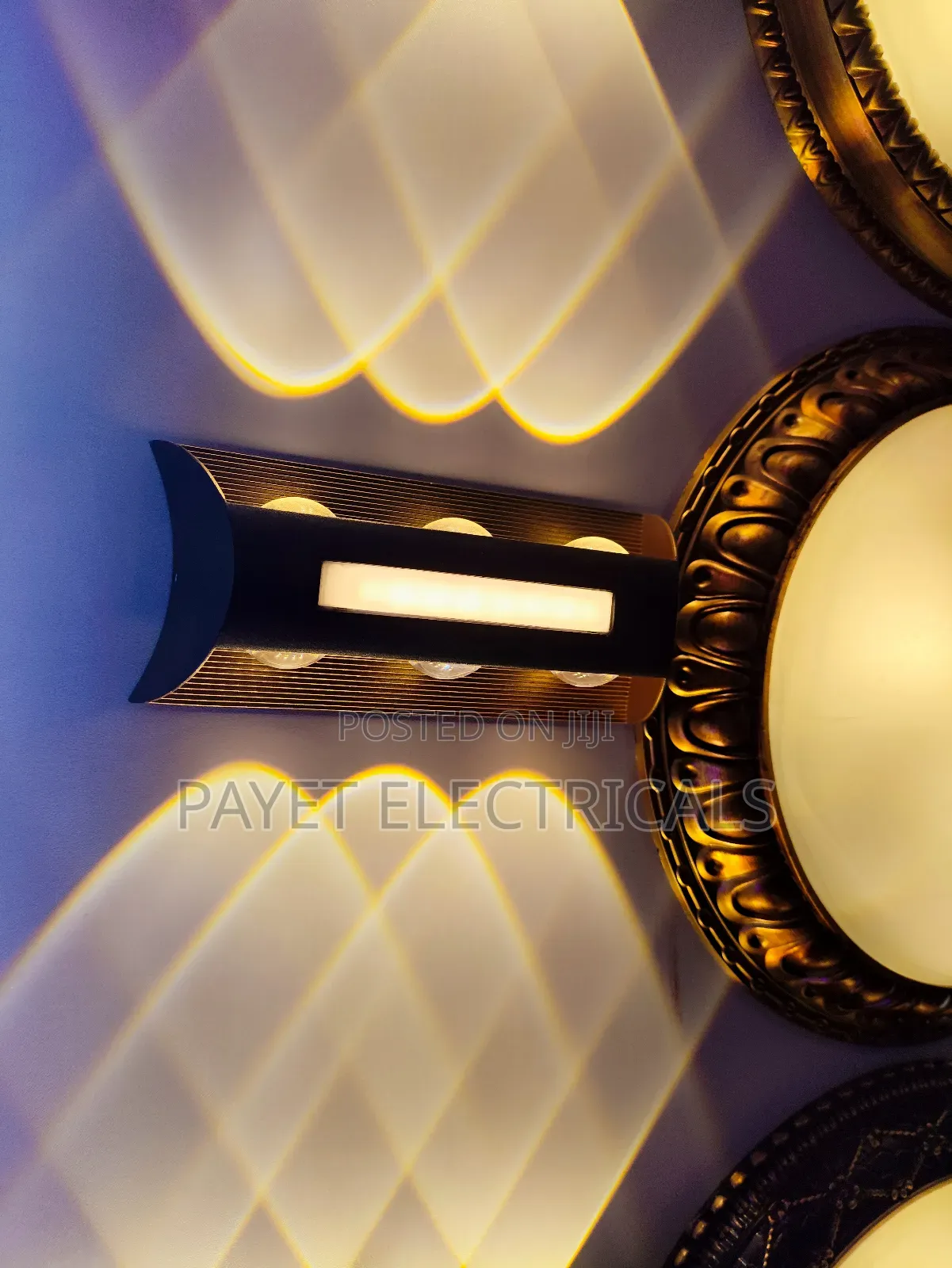 Cambridge 6eye Warm Wall Light