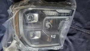 Headlight Ford Ranger / Wildtrek / Raptor 2023 Onwards