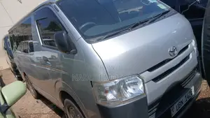 Toyota HiAce 2010 Silver