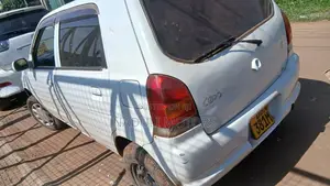 Suzuki Alto 2004 White