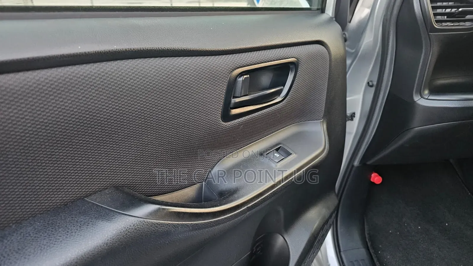 Toyota Noah 2.0 FWD (8 Seater) 2019 Silver