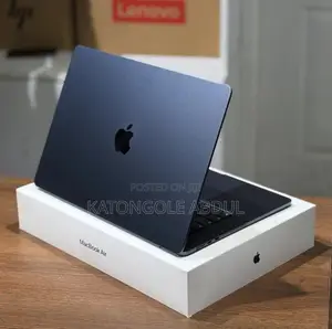 New Laptop Apple MacBook Air 2025 M4 15-inch 16GB Apple M4 SSD 512GB