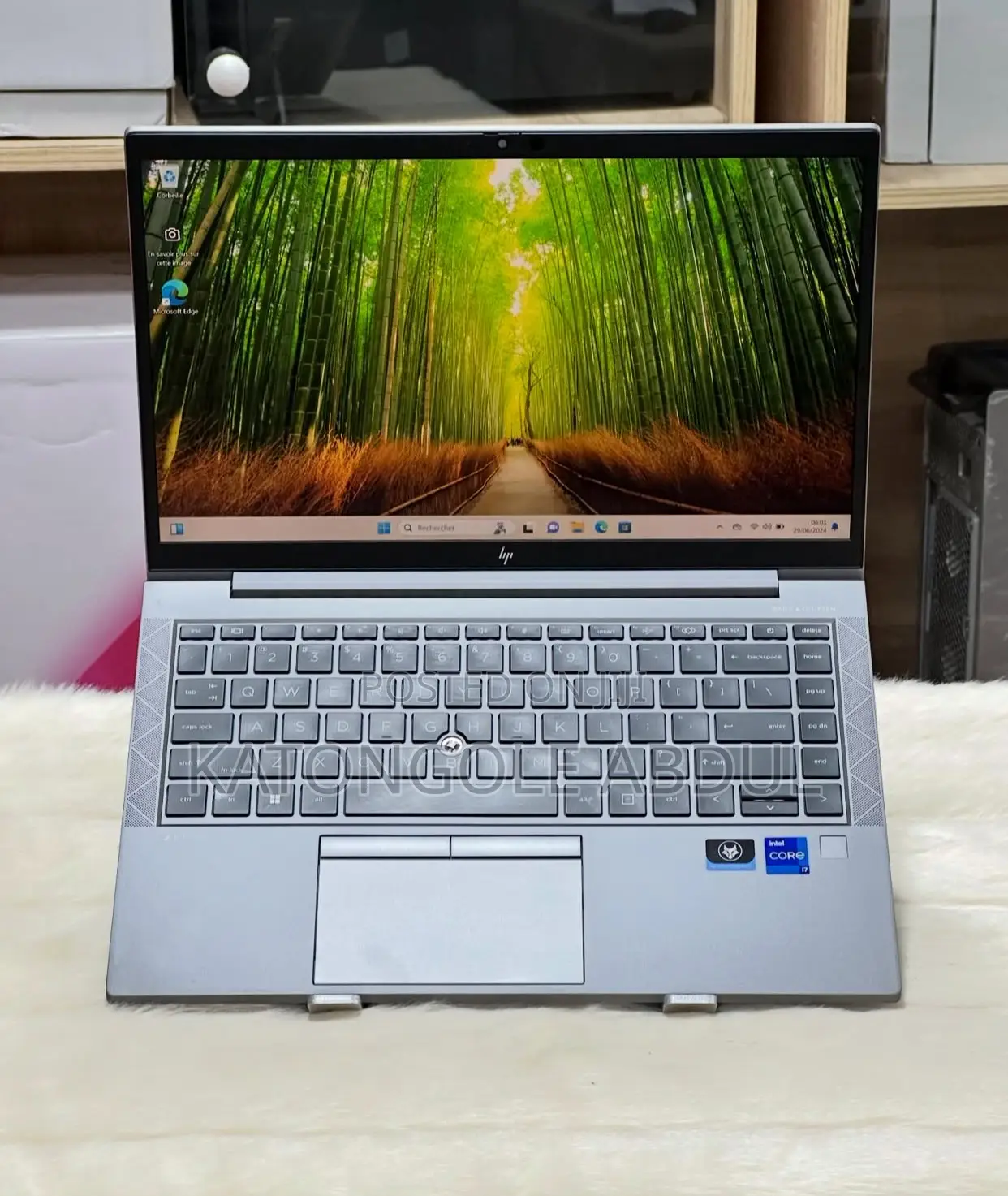 New Laptop HP ZBook Firefly G8 32GB Intel Core I7 SSD 512GB