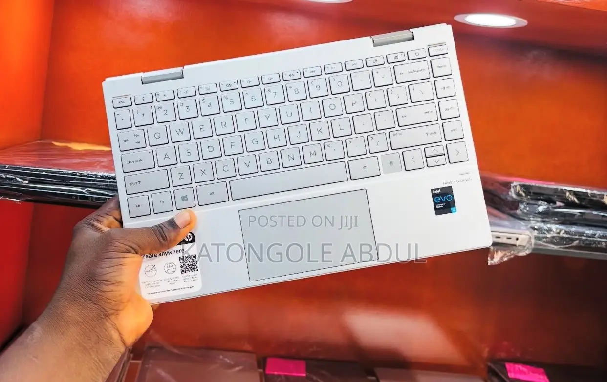 New Laptop HP Envy 13 8GB Intel Core I7 SSD 512GB