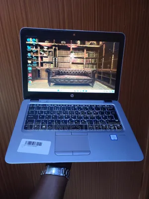 Laptop HP EliteBook 820 G3 8GB Intel Core I5 HDD 500GB