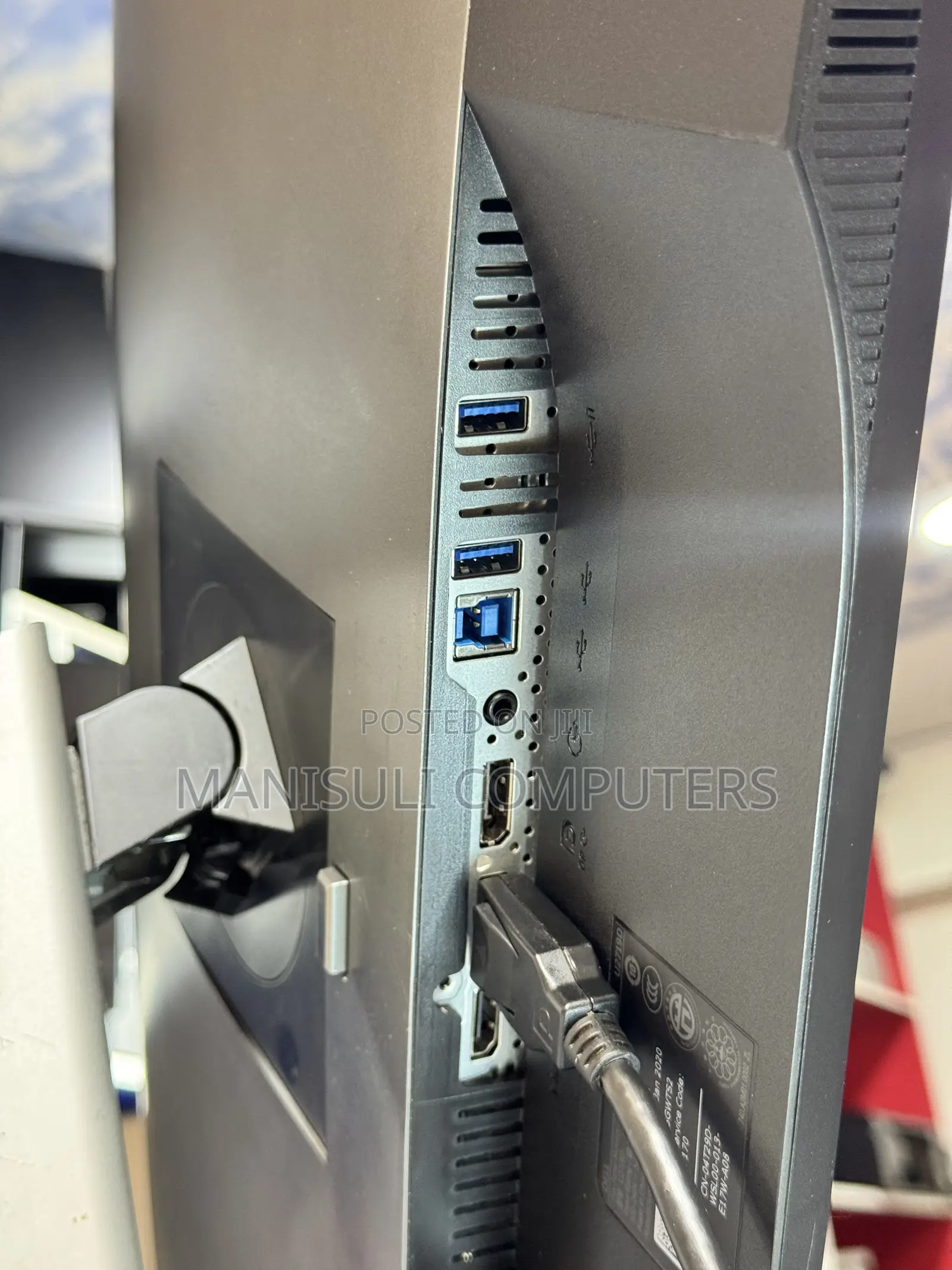 Dell Monitor 27 Inch Screen Ips Full Screen Display Usb 3.0