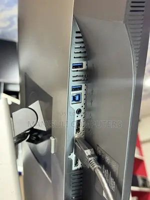 Dell Monitor 27 Inch Screen Ips Full Screen Display Usb 3.0