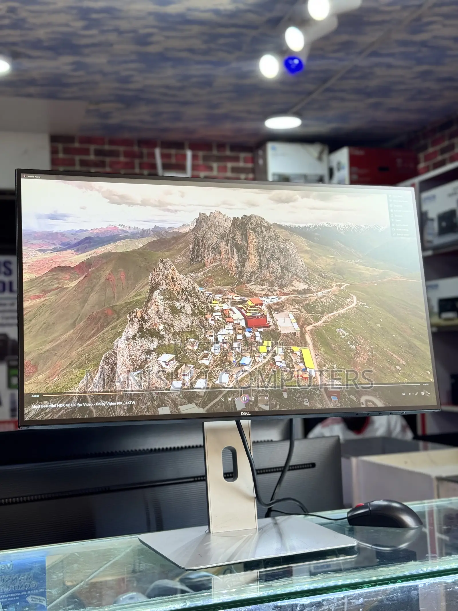 Dell Monitor 27 Inch Screen Ips Full Screen Display Usb 3.0