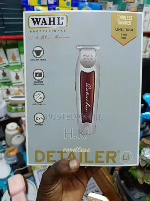 Wahl Professional 5-Star Series Cordless Detailer Li Trimmer.