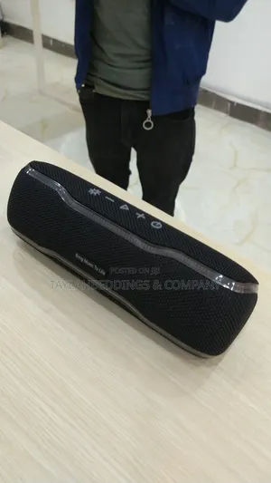Ipx7 Waterproof Bluetooth Speaker, 24h Playtime, Led Lights