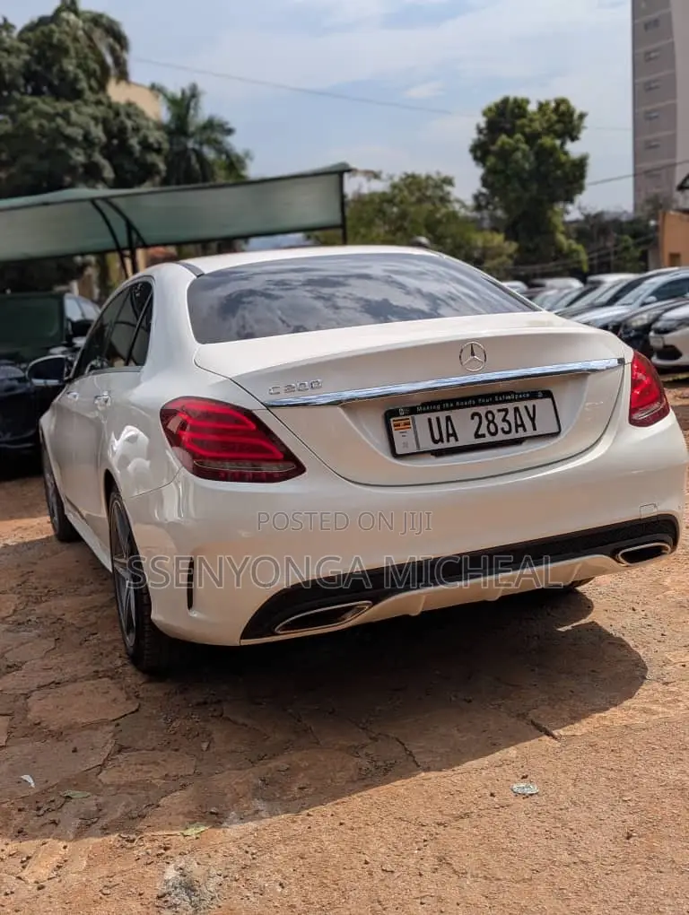 Mercedes-Benz C200 2016 White
