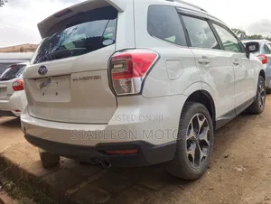 Subaru Forester 2.0XT Premium AWD 2017 White