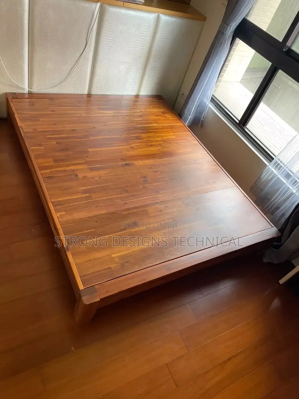 5 X 6 Queen Size Bed.