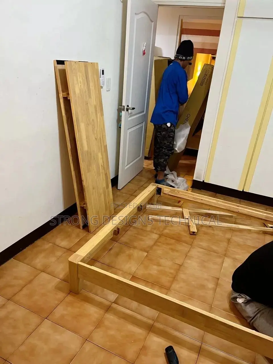 5 X 6 Queen Size Bed.