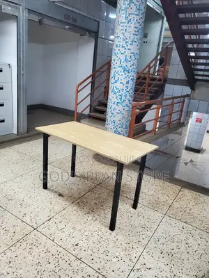120cm ×60cm Restaurant Wooden Table With Metallic Legs Foldable