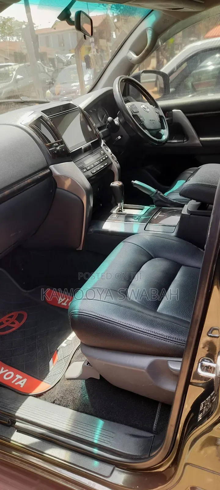 Toyota Land Cruiser 4.6 V8 ZX 2016 Green