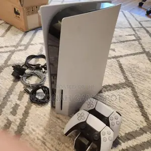 Used Playstation 5 (Ps5) Standard Edition (Disc Version).