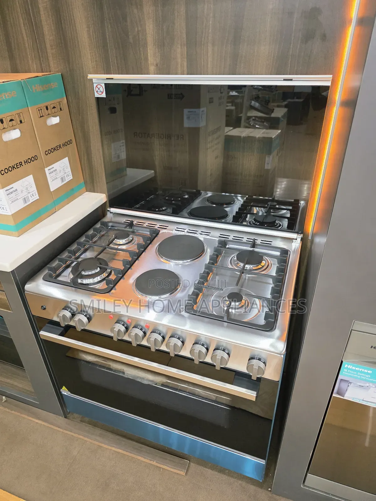 90cm by 60cm Stainless Steel Hisense Cooker at 20% Discount Price Sales