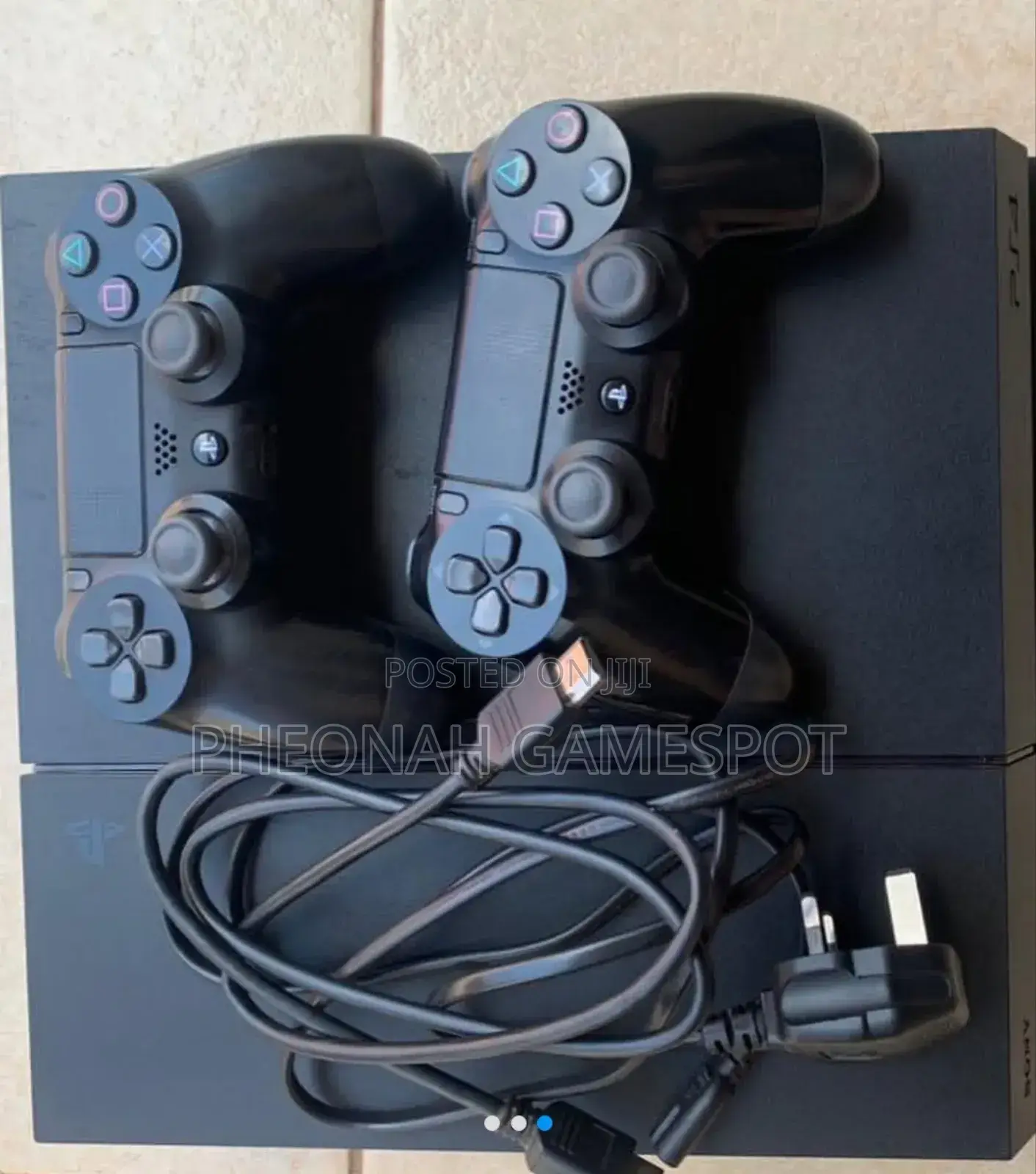 Sony 500gb Playstation 4 (Ps4). Chipped Comes With 2 Pads and 12 Games