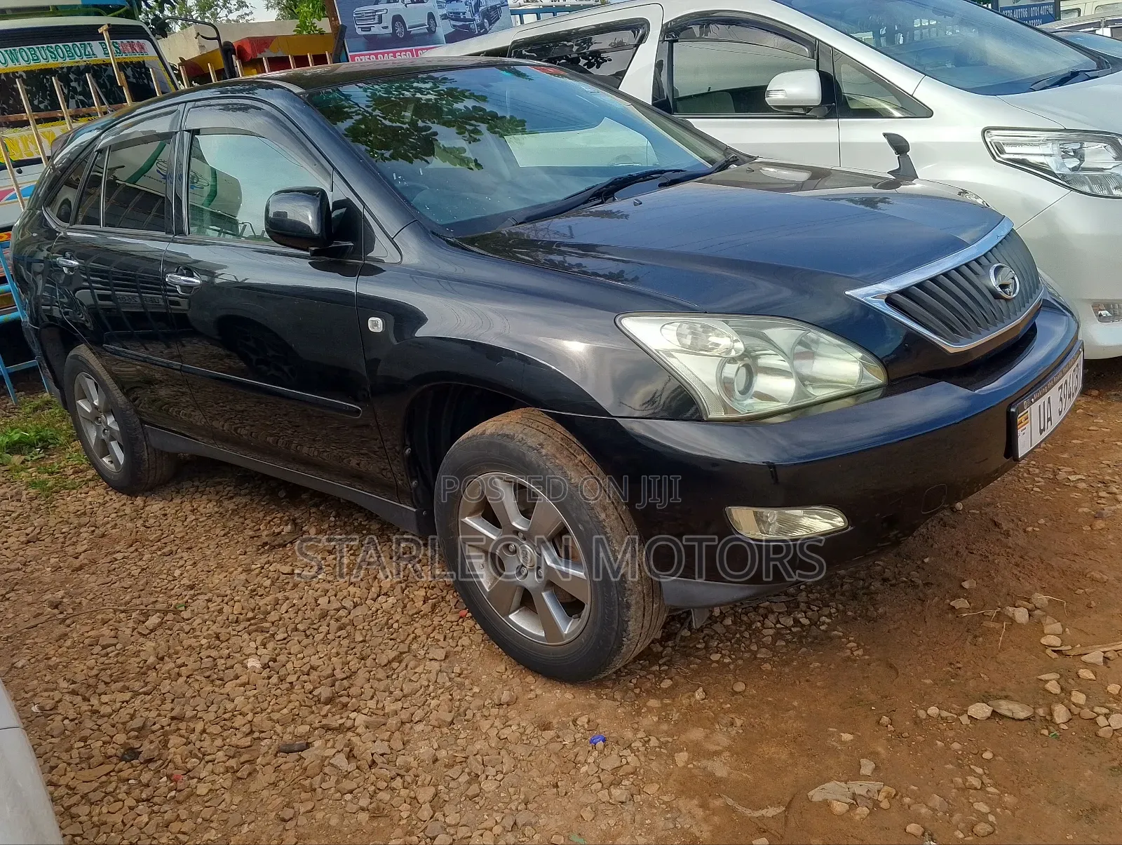Toyota Harrier 2.4 2010 Black