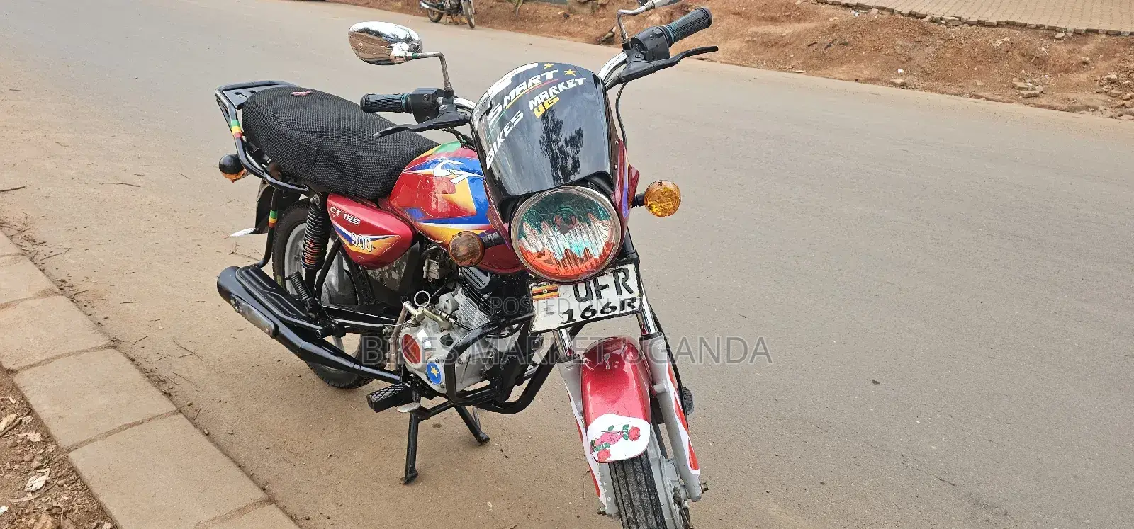 Bajaj Boxer 125 2023 Red