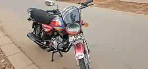 Bajaj Boxer 125 2023 Red