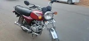Bajaj Boxer 2025 Red