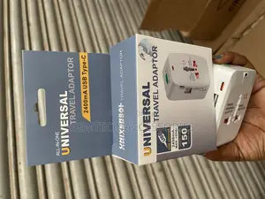 Universal Adapter With 2usb a Ports and Type C)