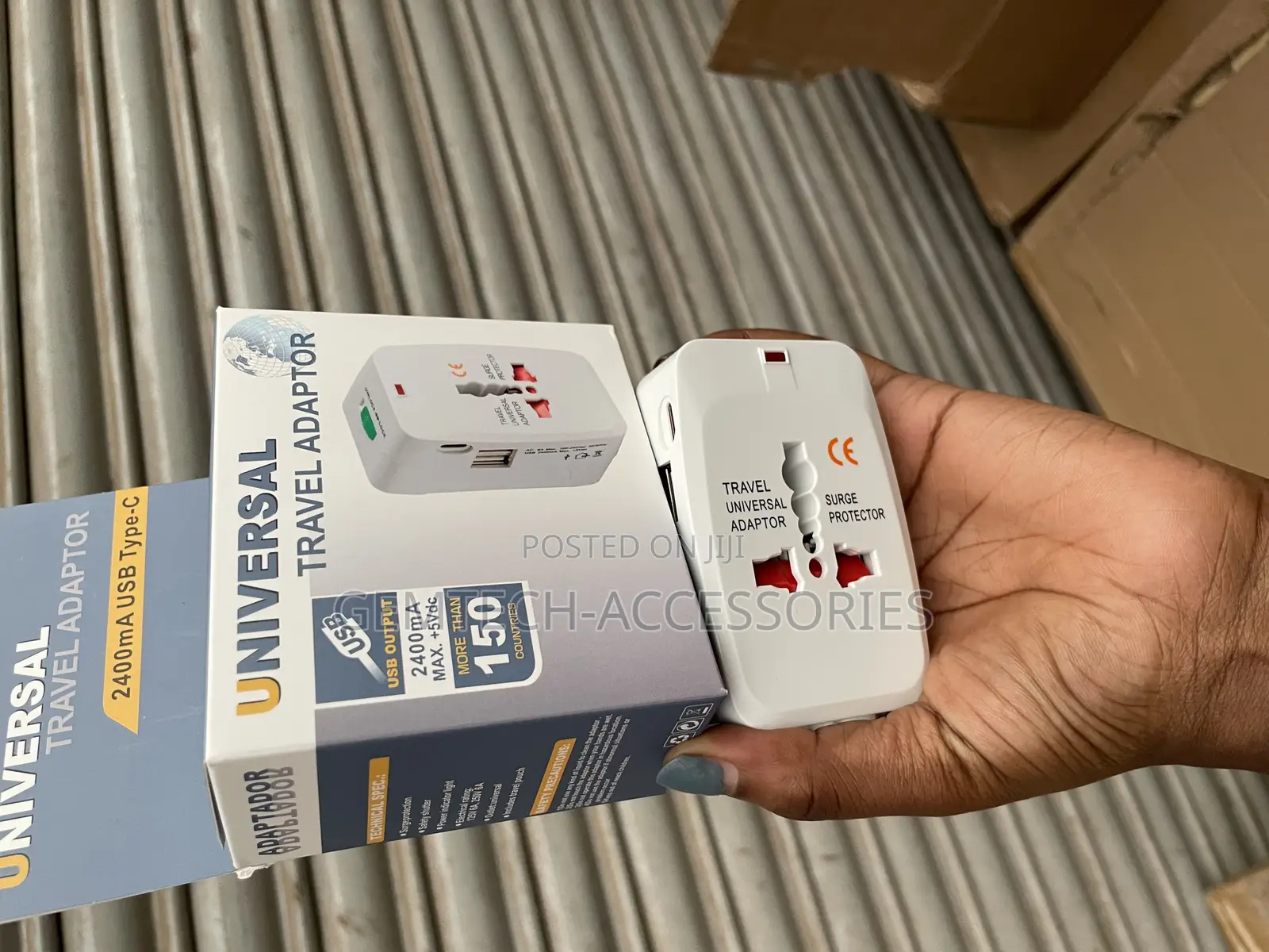 Universal Adapter With 2usb a Ports and Type C)