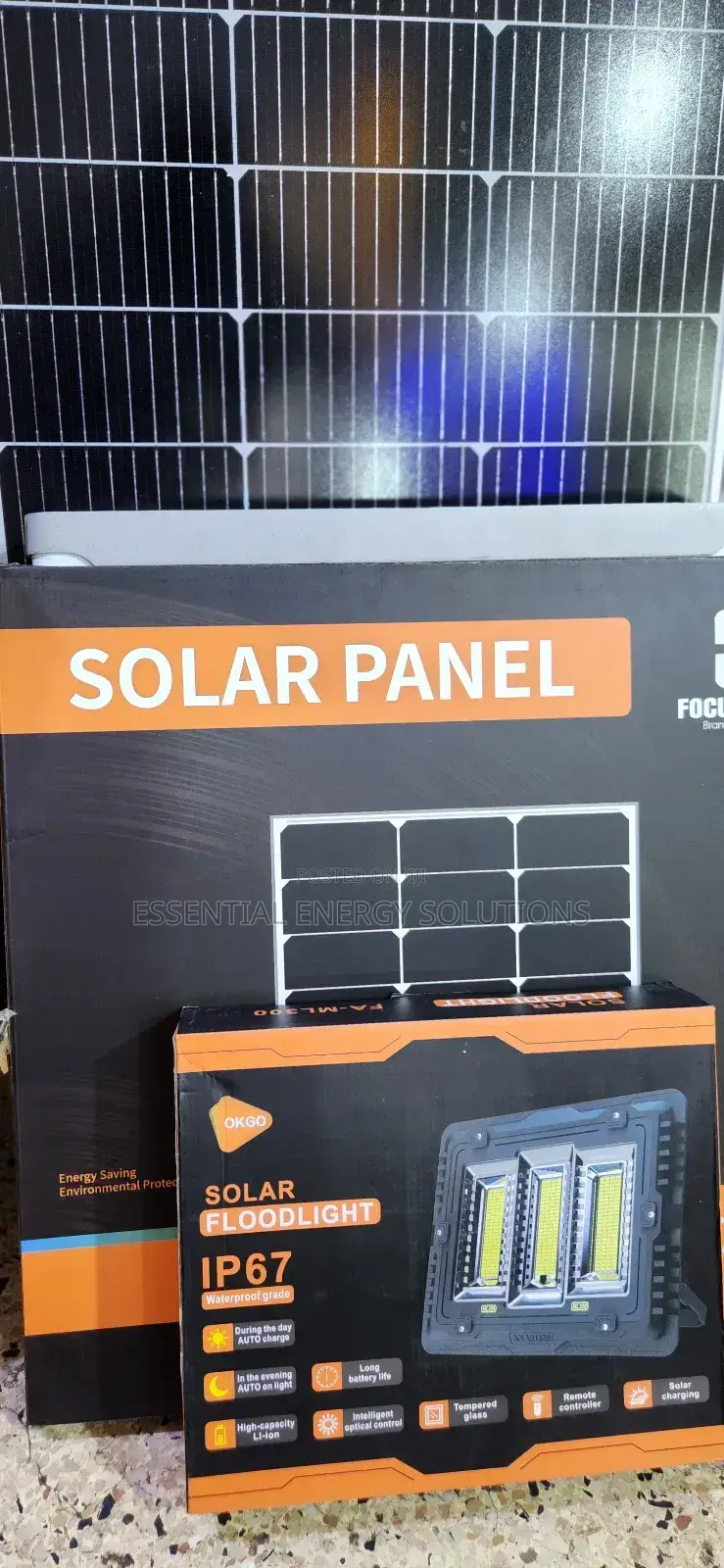 300w Solar Flood Light (Warm Light)