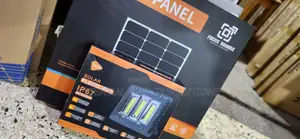 300w Solar Flood Light (Warm Light)