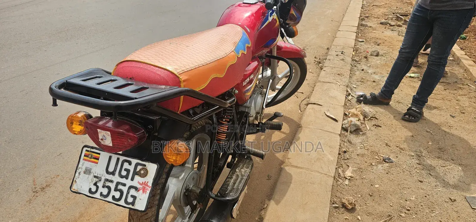 Bajaj Boxer 125 2025 Red