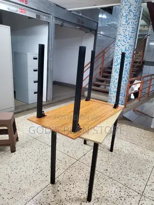 Metallic/Steel Legs Wooden Foldable Restaurant /Hotel Table