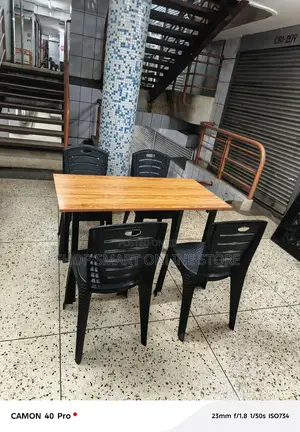 Plastic Chairs and Table Plastic Chairs and Take(Cafe, Hotels, Bars)