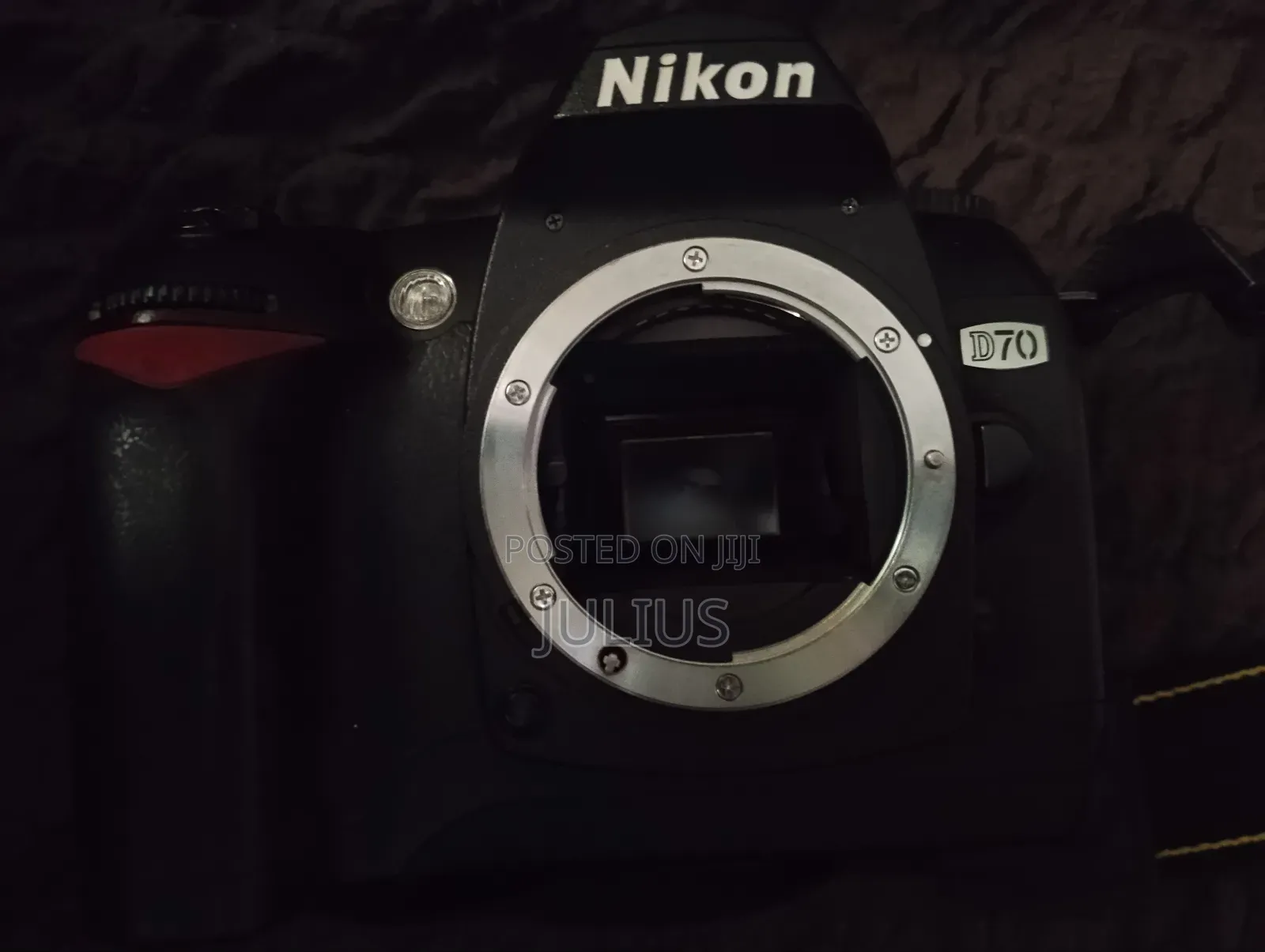 Nikon DSLR Camera D70